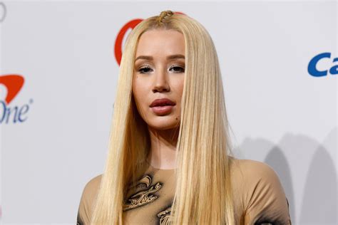 iggy azalea nude|Iggy Azalea Posts Nude Instagrams to Promote New EP Survive。